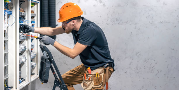 Best Local Electrician Companies  in Noroton Heights, CT
